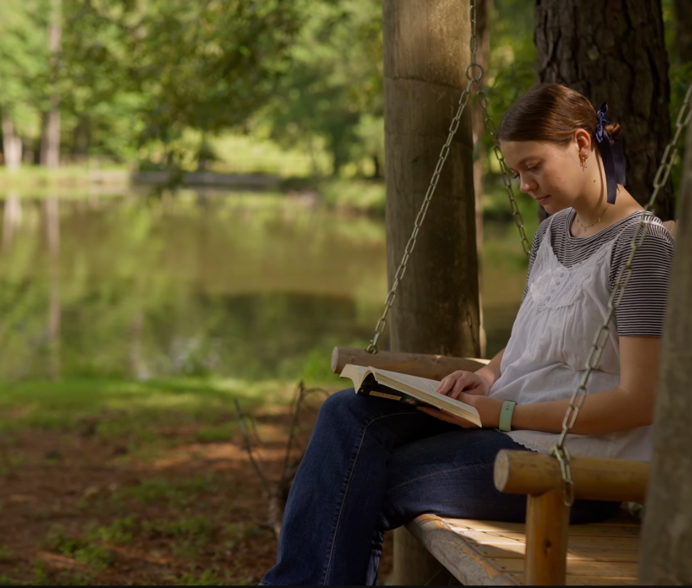 Client reading on swing