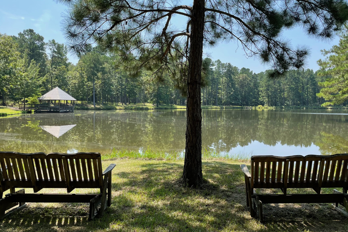 Magnolia Creek Campus - Pond with benches